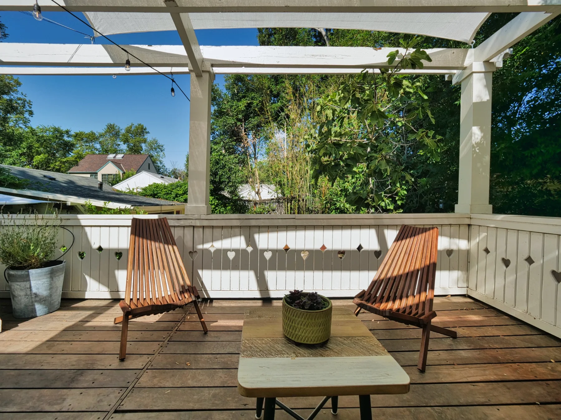 The Main Floor — rear deck